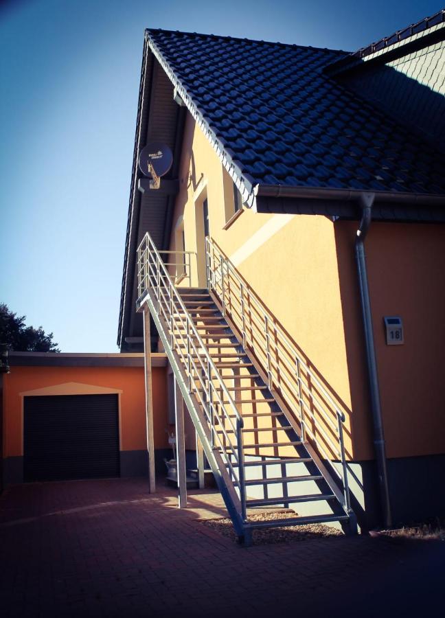 Gästehaus Burgblick Neustadt-Glewe Exterior foto